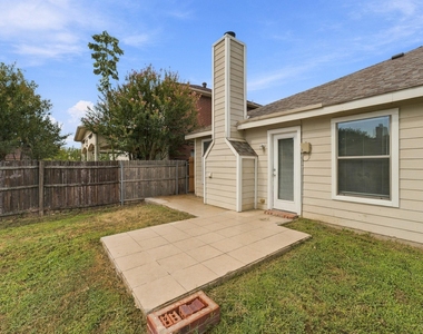 5820 Show Master Lane - Photo Thumbnail 31