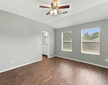 5820 Show Master Lane - Photo Thumbnail 21