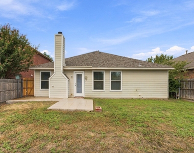 5820 Show Master Lane - Photo Thumbnail 32