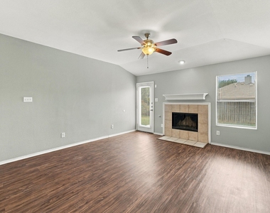 5820 Show Master Lane - Photo Thumbnail 20
