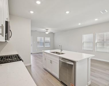 5204 Golden Trout Drive - Photo Thumbnail 3