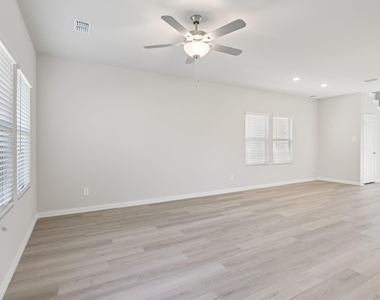 5204 Golden Trout Drive - Photo Thumbnail 8