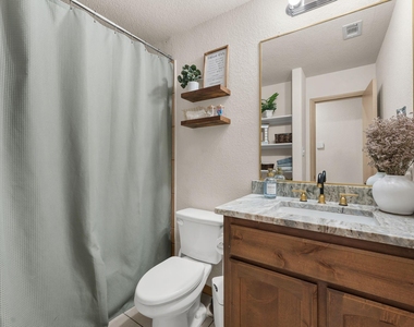 5309 Humbert Avenue - Photo Thumbnail 17