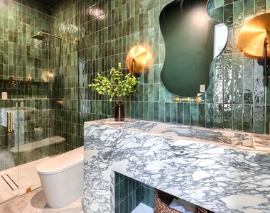 5108 Yacht Club Drive - Photo Thumbnail 24