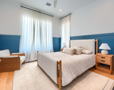 5108 Yacht Club Drive - Photo Thumbnail 29