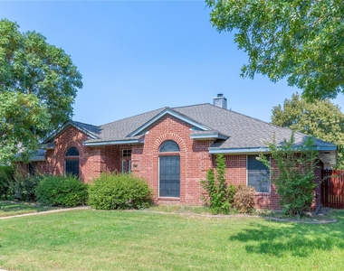 1207 Brook Drive - Photo Thumbnail 29