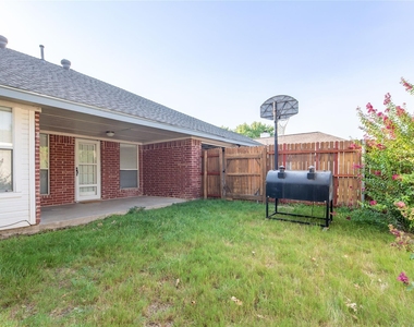 1207 Brook Drive - Photo Thumbnail 27