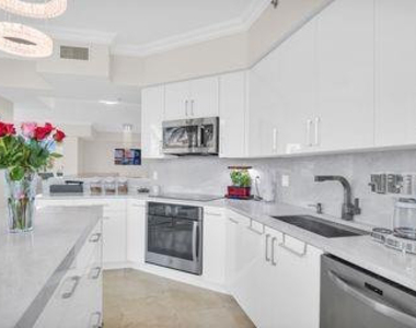 3700 S Ocean Boulevard - Photo Thumbnail 10