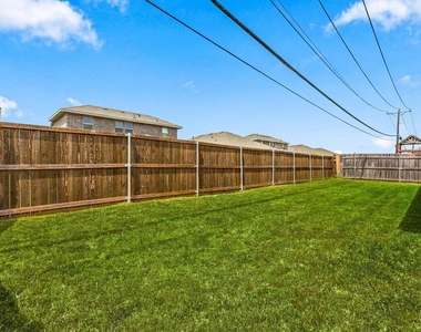 2515 Wynngate Drive - Photo Thumbnail 31