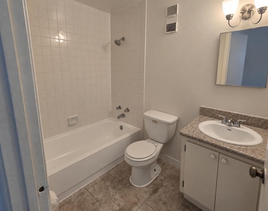 9401 Nw 49th Place - Photo Thumbnail 17