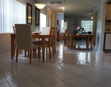 904 Flanders Drive S - Photo Thumbnail 12