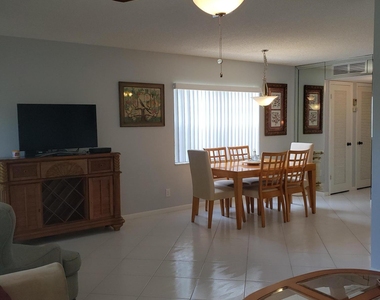 904 Flanders Drive S - Photo Thumbnail 8