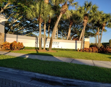 904 Flanders Drive S - Photo Thumbnail 43