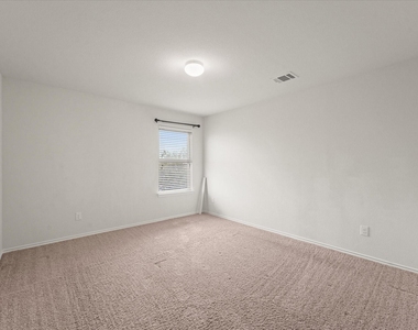 516 Clearlake Drive - Photo Thumbnail 19