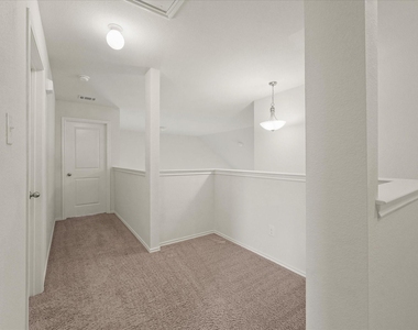 516 Clearlake Drive - Photo Thumbnail 23