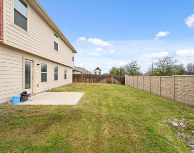 516 Clearlake Drive - Photo Thumbnail 26