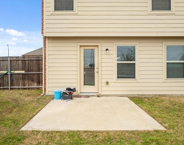 516 Clearlake Drive - Photo Thumbnail 25
