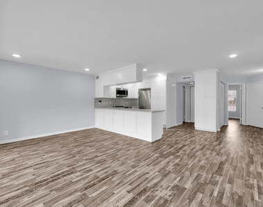 342 Southwind Drive - Photo Thumbnail 3