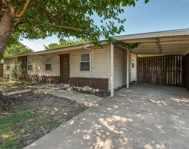 9311 Oakland Drive - Photo Thumbnail 1