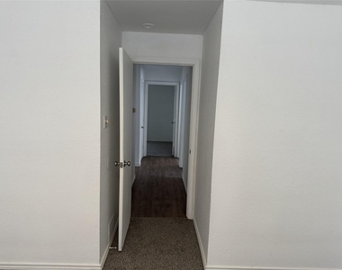 2007 Cologne Drive - Photo Thumbnail 5