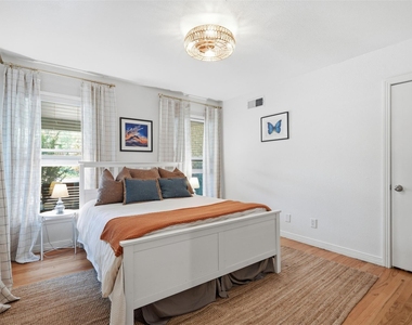 1430 S Montreal Avenue - Photo Thumbnail 29