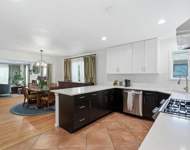 1430 S Montreal Avenue - Photo Thumbnail 19