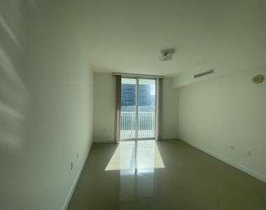 1755 E Hallandale Beach Boulevard - Photo Thumbnail 12