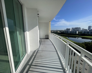 1755 E Hallandale Beach Boulevard - Photo Thumbnail 21