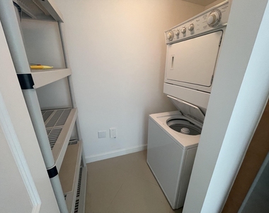1755 E Hallandale Beach Boulevard - Photo Thumbnail 3