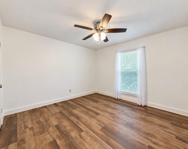 15531 Mosscove Circle - Photo Thumbnail 35
