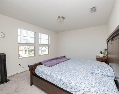 495 Fox Ridge Drive - Photo Thumbnail 21