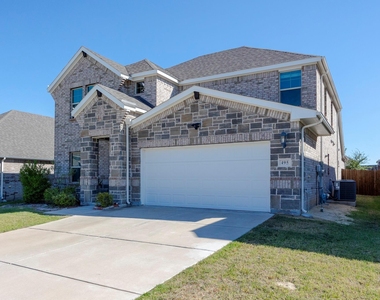 495 Fox Ridge Drive - Photo Thumbnail 2
