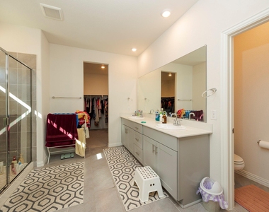 495 Fox Ridge Drive - Photo Thumbnail 19