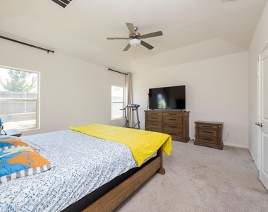 495 Fox Ridge Drive - Photo Thumbnail 17