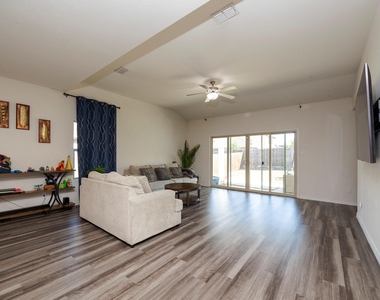 495 Fox Ridge Drive - Photo Thumbnail 12
