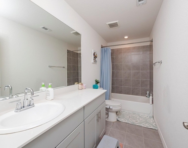 495 Fox Ridge Drive - Photo Thumbnail 25