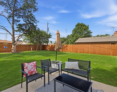 217 E Louella Drive - Photo Thumbnail 28