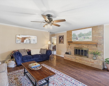 217 E Louella Drive - Photo Thumbnail 11