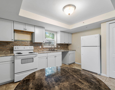 701 Ne 7th Avenue - Photo Thumbnail 6