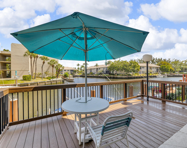 6 Royal Palm Way - Photo Thumbnail 11