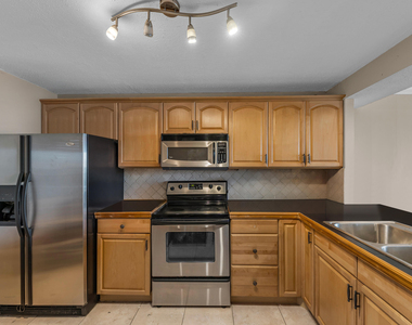 6 Royal Palm Way - Photo Thumbnail 4