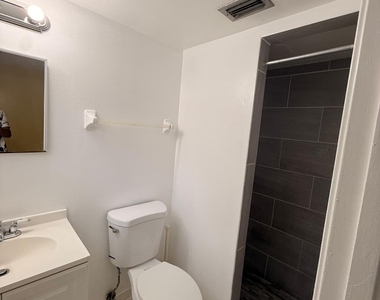 1741 3rd Avenue N - Photo Thumbnail 16