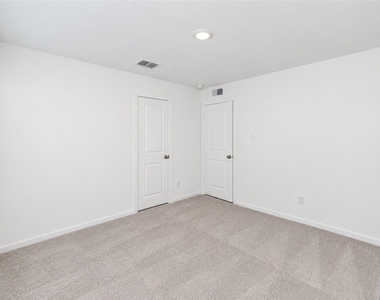 11554 Gammon Avenue - Photo Thumbnail 24