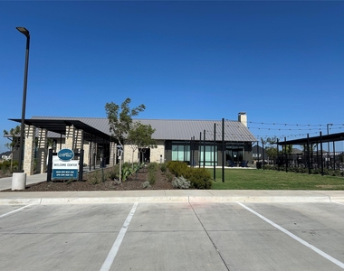 1153 Canuela Way - Photo Thumbnail 19