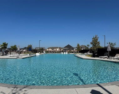 1153 Canuela Way - Photo Thumbnail 18