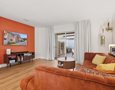 2359 W 74th Street - Photo Thumbnail 2
