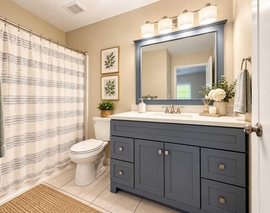 815 W Boynton Beach Boulevard - Photo Thumbnail 6