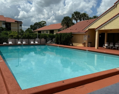 5821 Riverside Drive - Photo Thumbnail 1