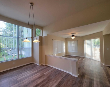 4799 Via Palm Lakes - Photo Thumbnail 21