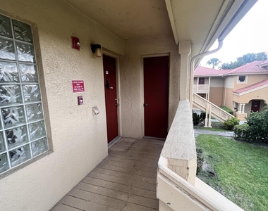 4799 Via Palm Lakes - Photo Thumbnail 27